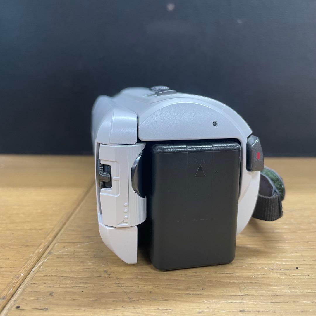美品 動作品 Panasonic HC-W585M 2018年製 ビデオカメラ