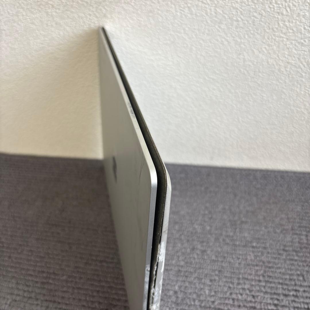 Surface Laptop m3-7Y30 メモリ4GB SSD 128GB