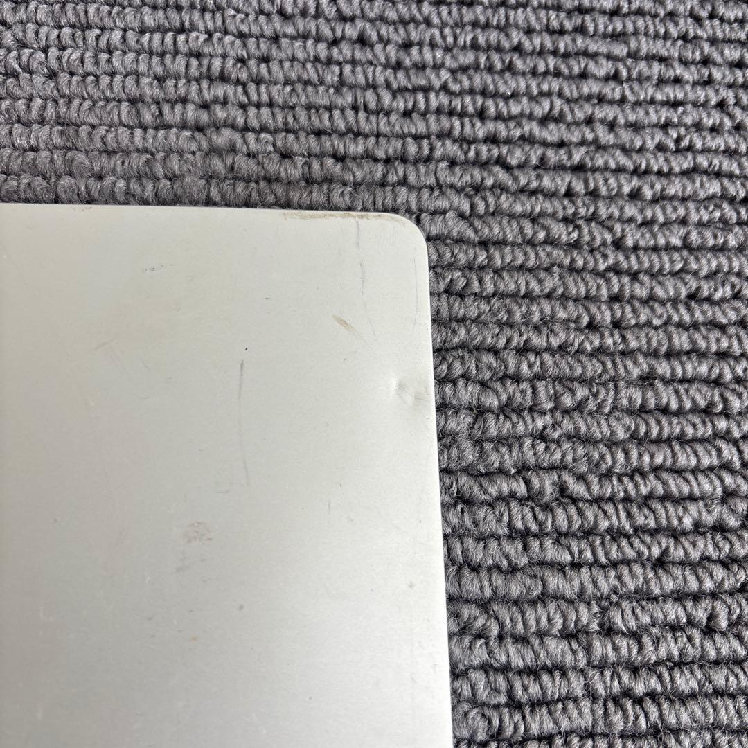 Surface Laptop m3-7Y30 メモリ4GB SSD 128GB