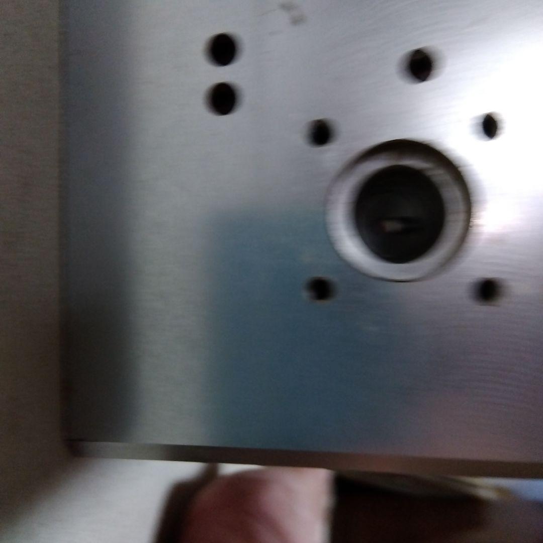 金属製スピーカー台