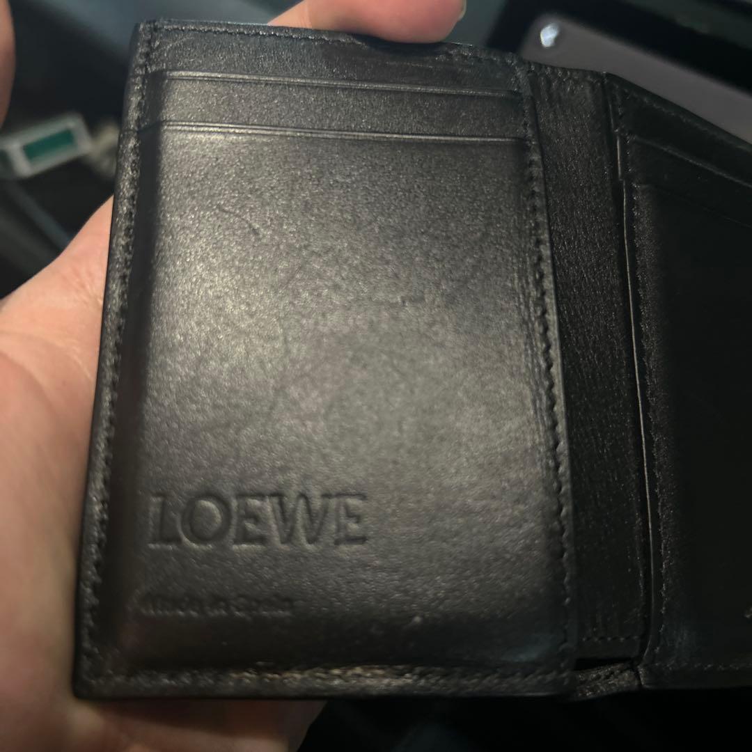 LOEWEの財布