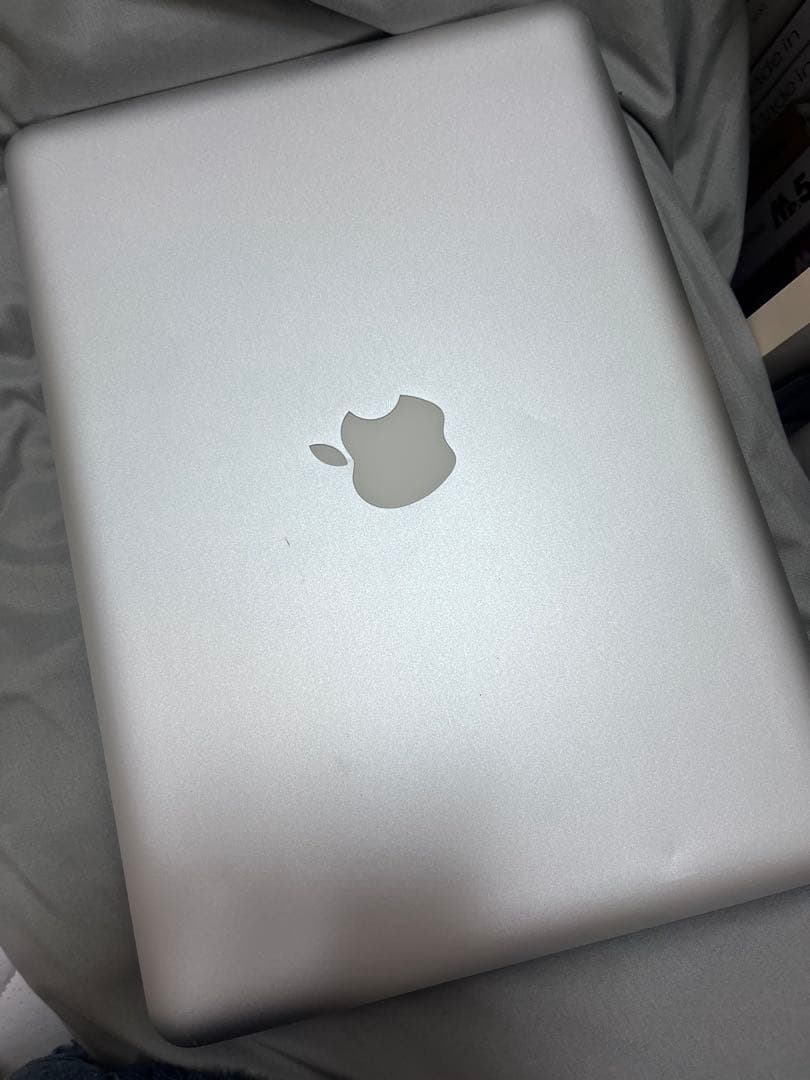 MacBook Pro 13インチ シルバー