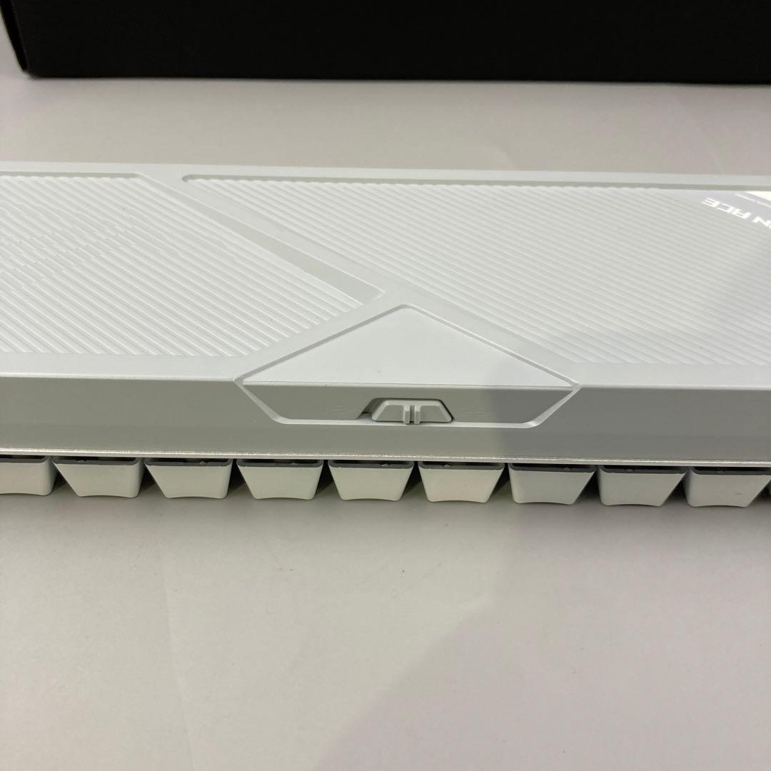 ★ASUS ROG FALCHION ACE ゲーミングキーボード ホワイト