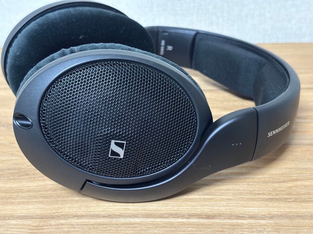 ヘッドホン SENNHEISER HD 560S