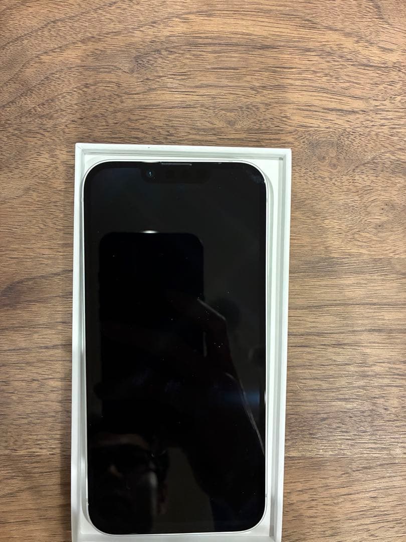 Apple iPhone 16e 中古