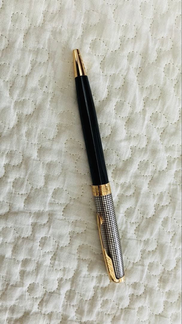 パーカー　PARKER ボールペンソネット プレミアム シルバー&ブラックシズレ