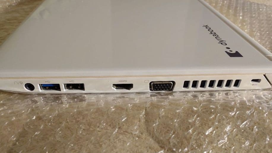 Windowsノート本体 dynabook RX73 i5-7200U 8GB SSD238GB