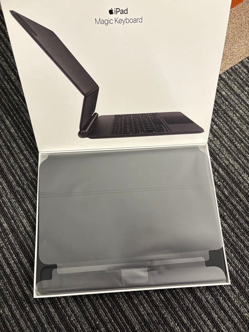 【極美品】Apple アップル Magic Keyboard MXQT2J/A
