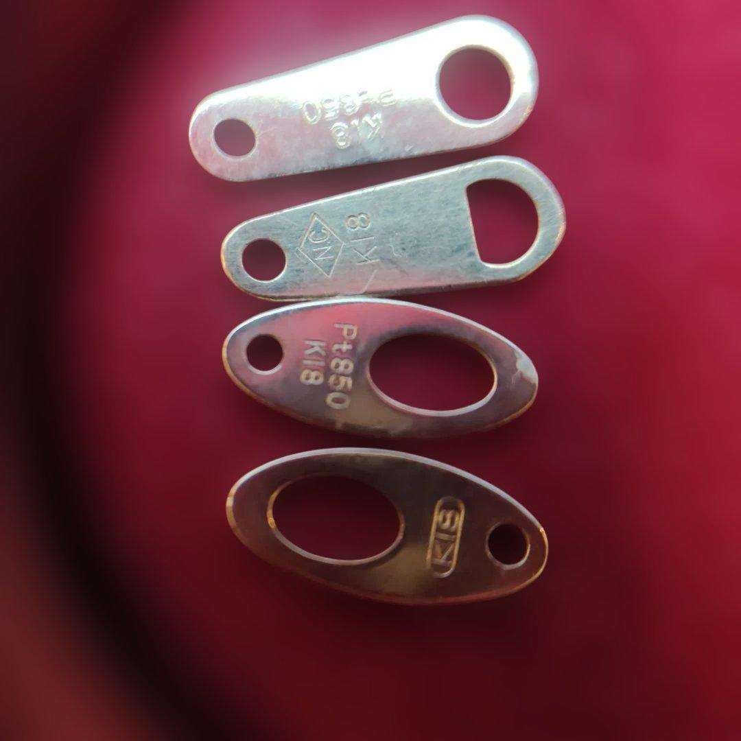 珍品、K18刻印、１８Kタグ、９個で１，１８ｇ、管理No.80220