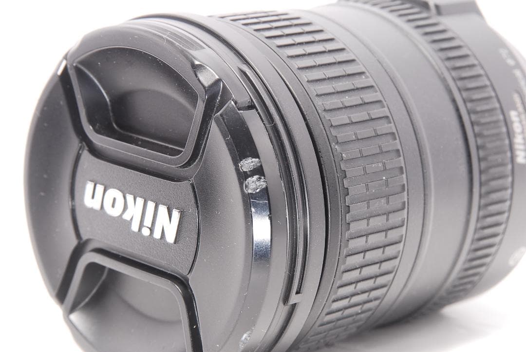 ピピ太郎Nikon AF-S DX 18-200mm ED VR 遠近両用