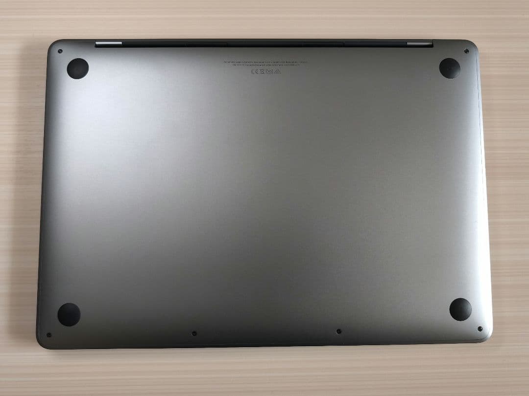 Apple MacBook Pro 2019 13インチ 256GB