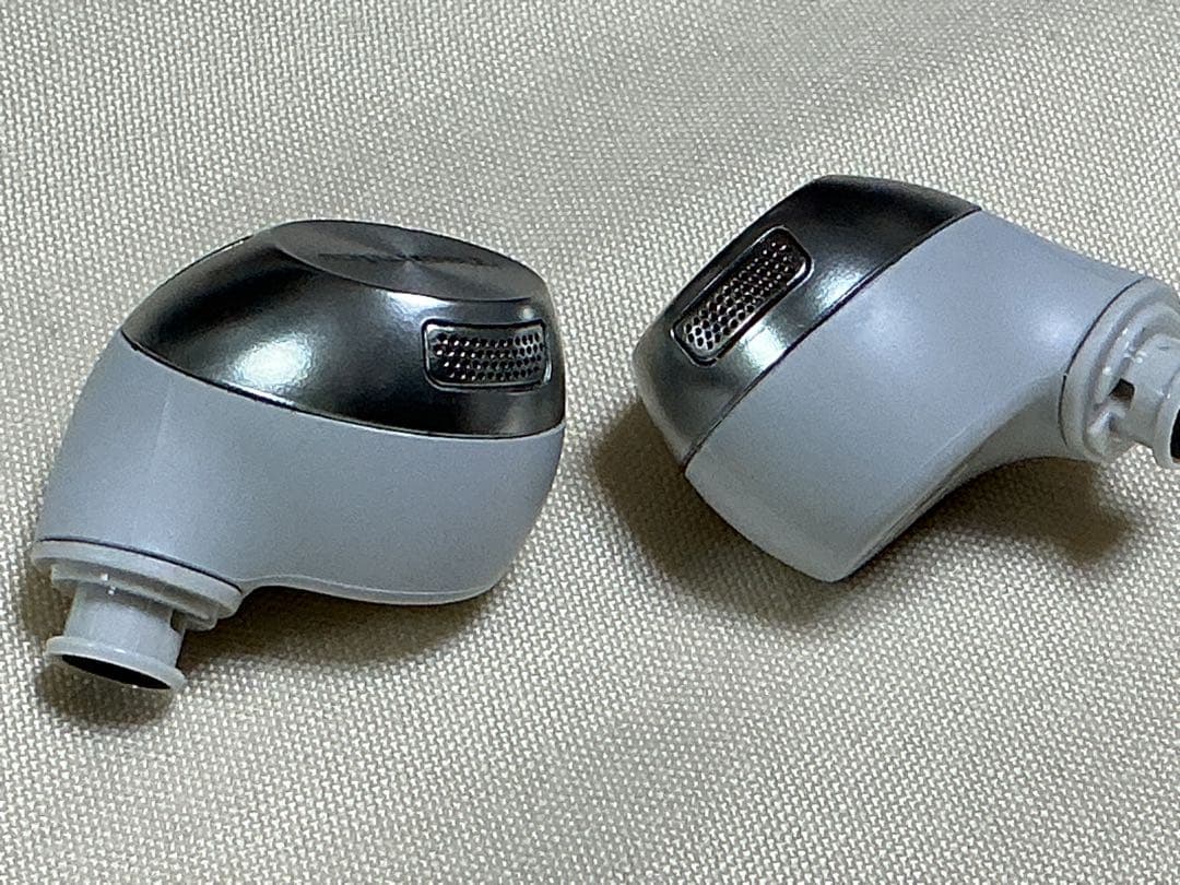 【美品】Technics EAH-AZ40M2 ワイヤレスイヤホン シルバー