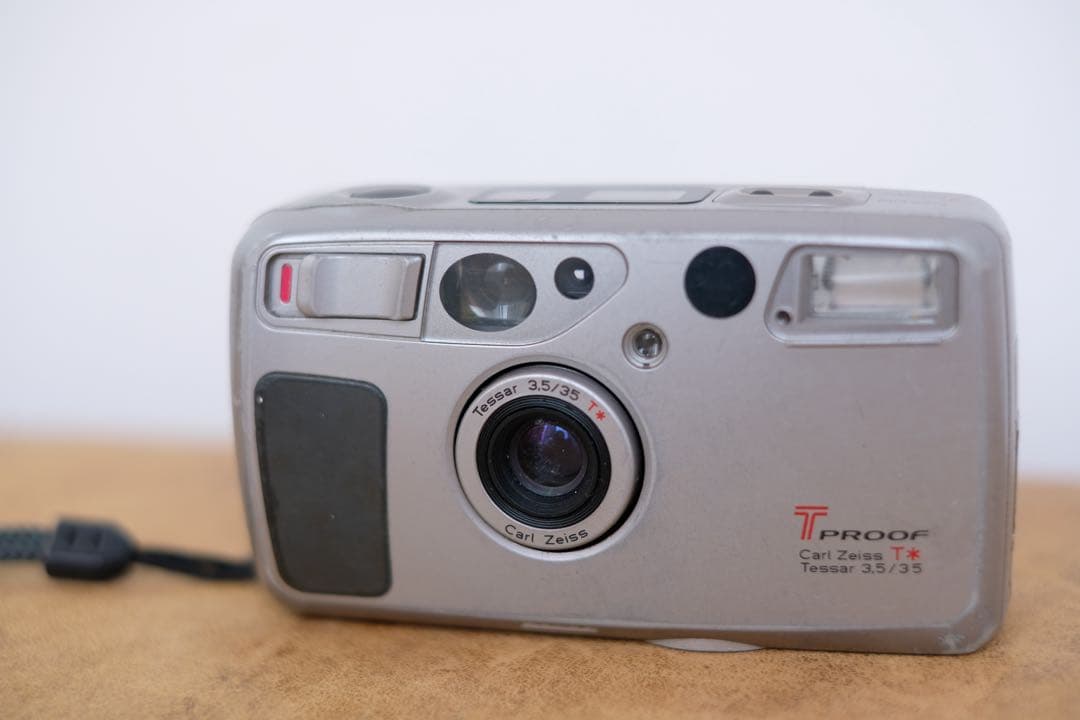 Kyocera T Proof コンパクトフィルムカメラ