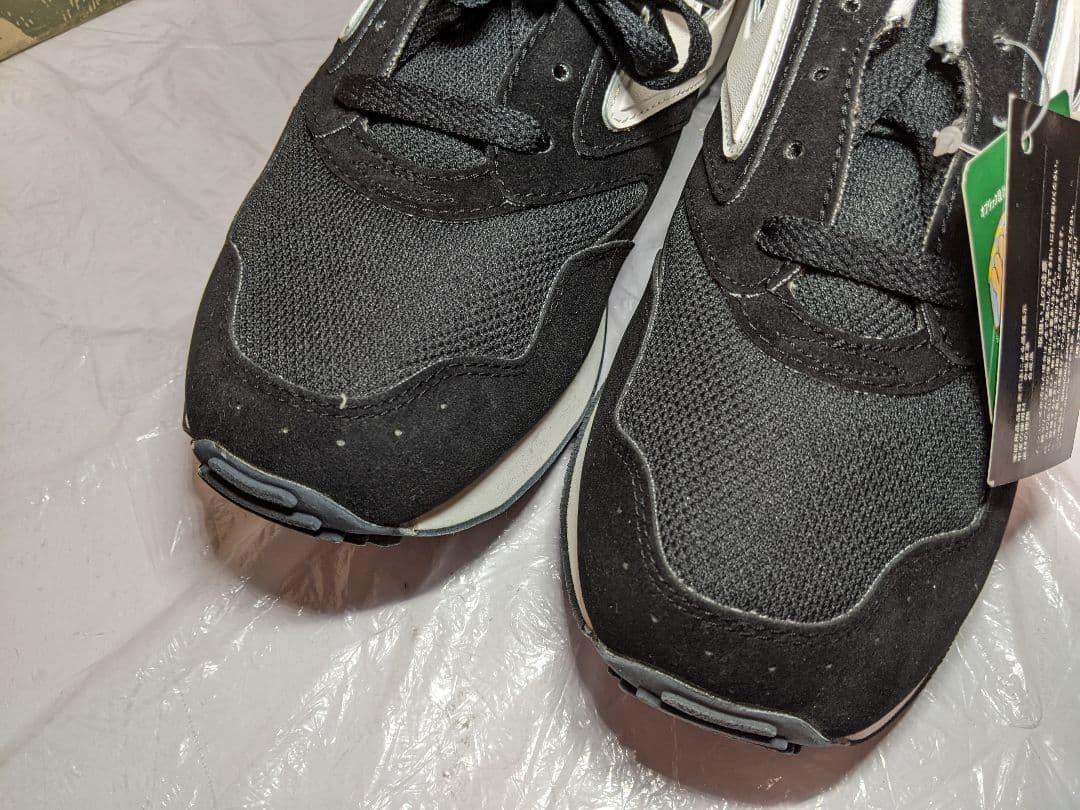 新品未使用 BROOKS ブルックス スニーカー 24.5cm 4E