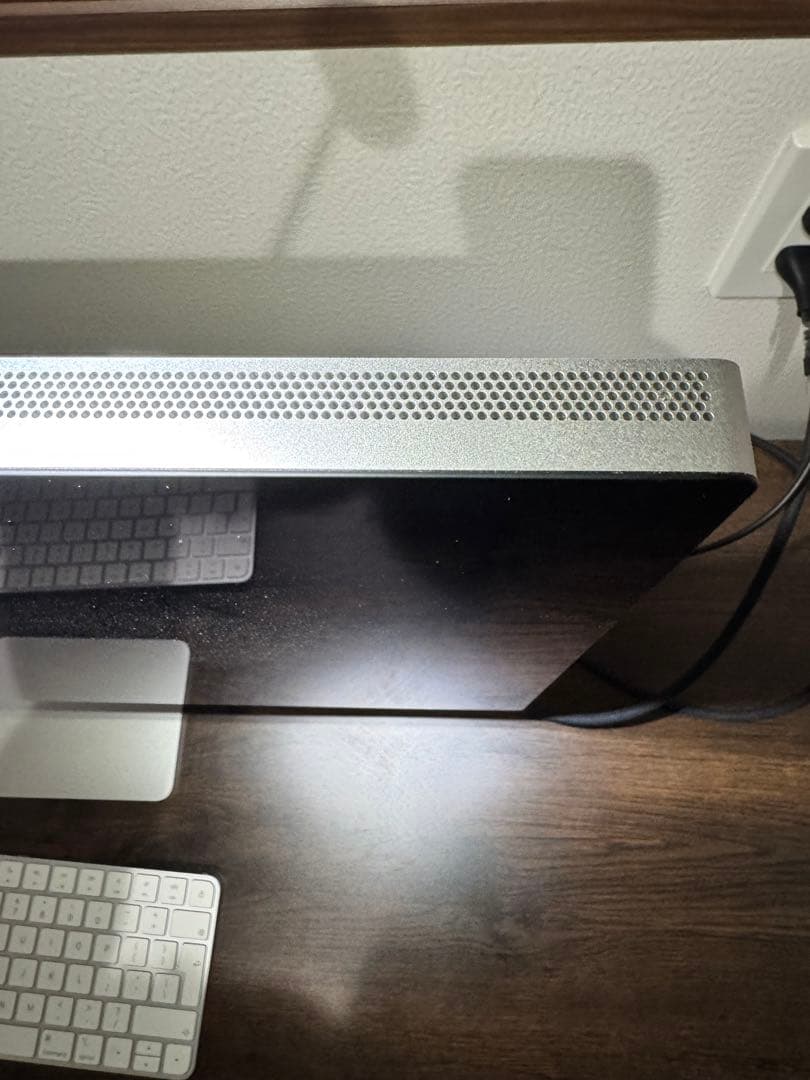 リオン　Apple Studio Display 27インチ