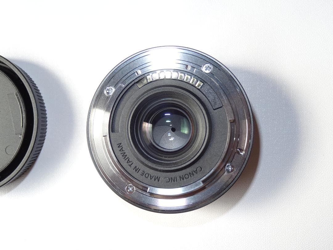 Canon EOS M ミラーレスカメラ 付属品多数