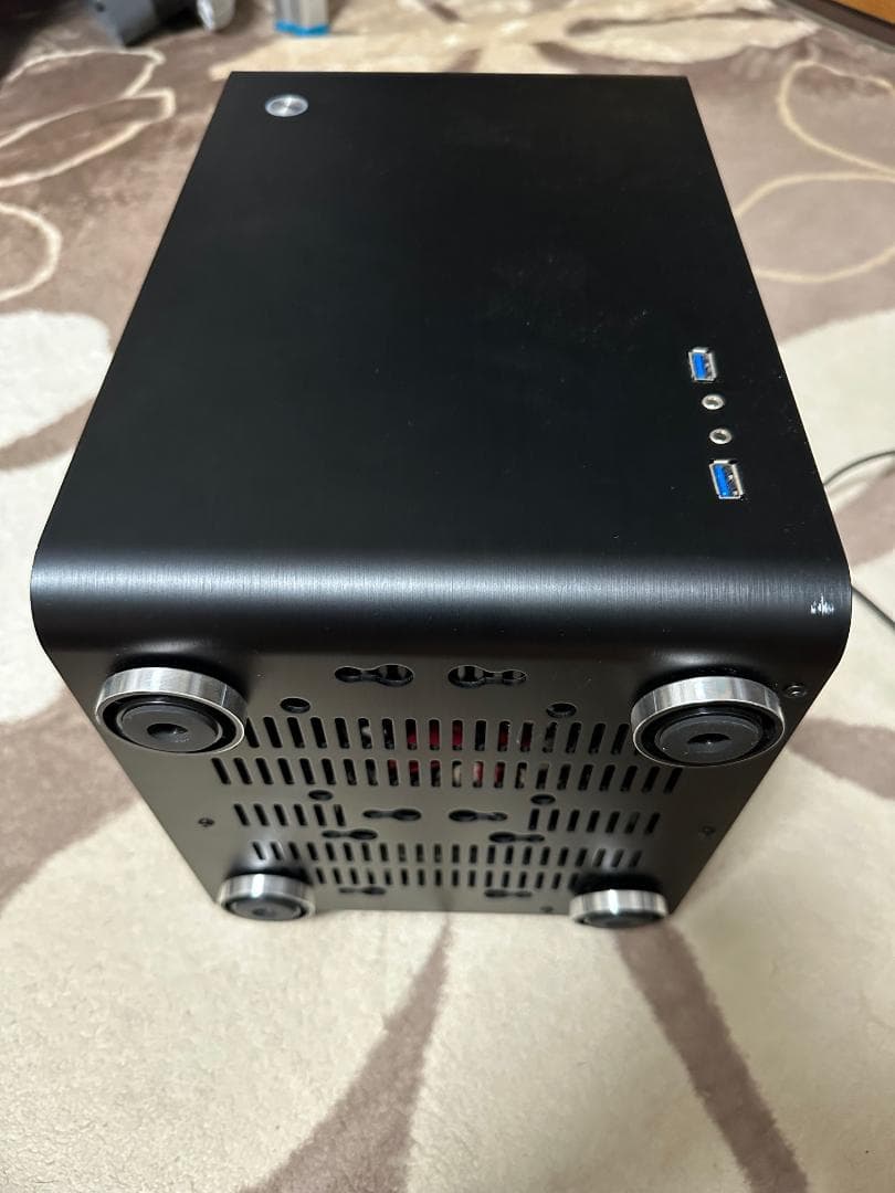 ＰＣケース　JONSBO　U2　mini-ITX