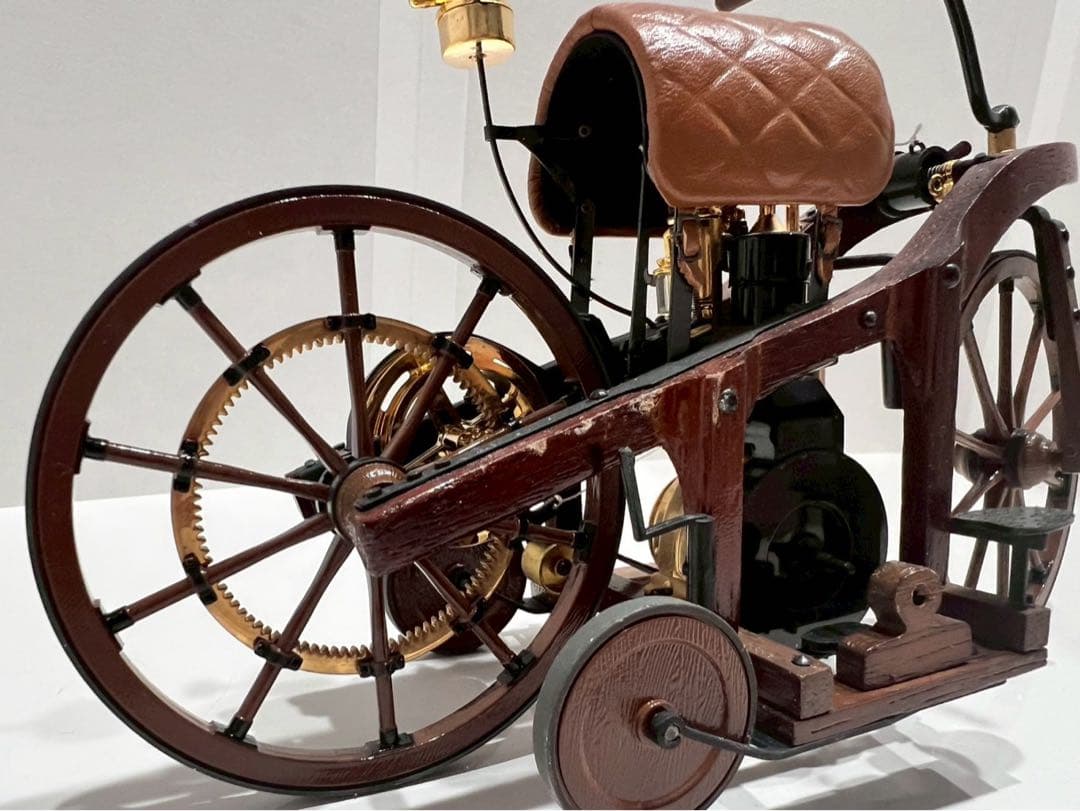 レア物フランクリンミント 1885年 ダイムラー 三輪自動車 精密模型 オブジェ