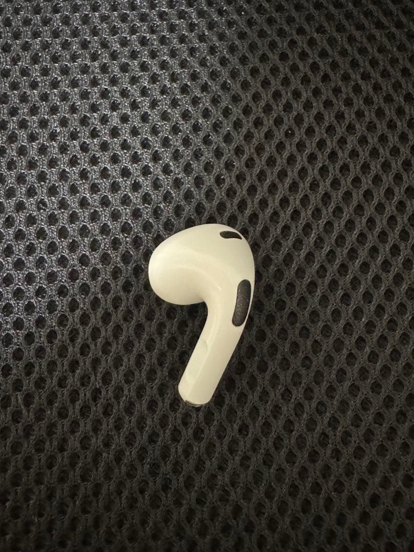 Apple AirPods 3 中古品