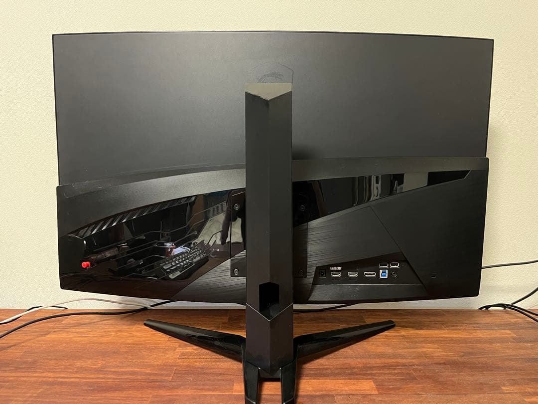 ディスプレイ・モニター本体 MSI Optix MAG321CQR WQHD 144hz 1ms