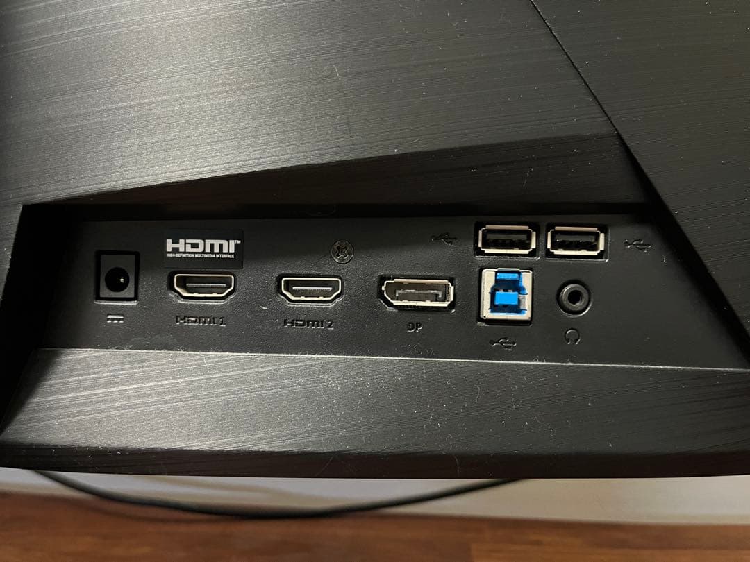 ディスプレイ・モニター本体 MSI Optix MAG321CQR WQHD 144hz 1ms