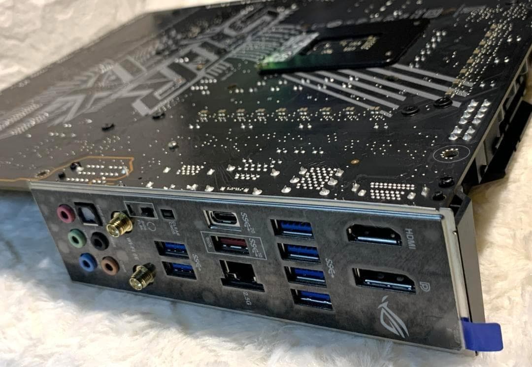 ROG STRIX B760-F GAMING WIFI マザーボード