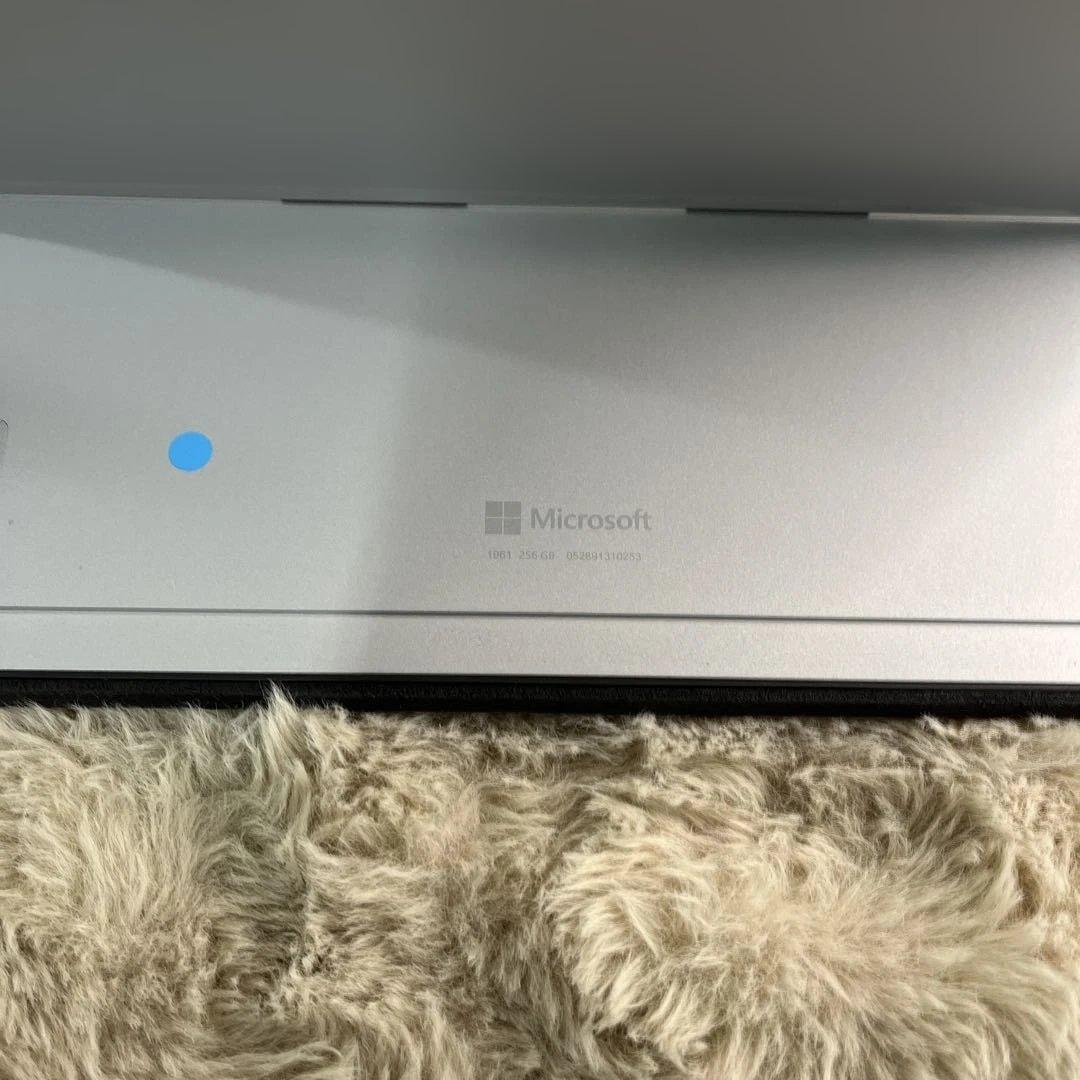 Surface Pro 7+ 12.3インチ