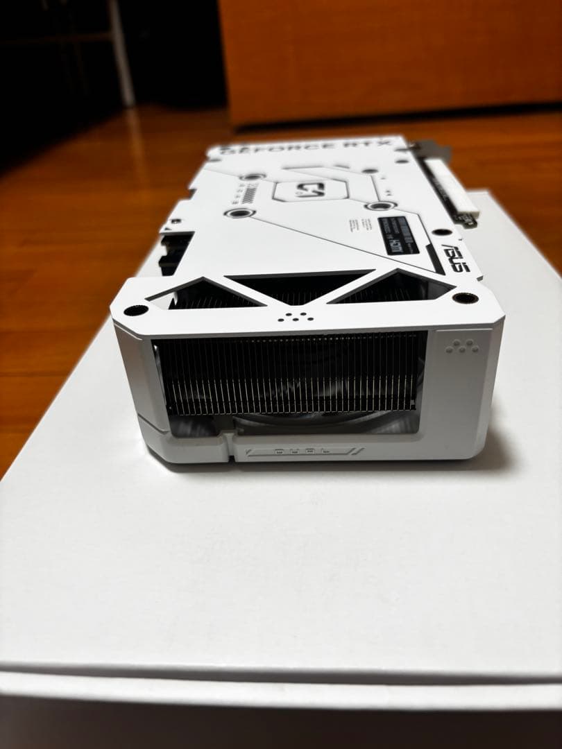 グラフィックボード・グラボ・ビデオカード ASUS GeForce RTX 4060 Ti OC Edition