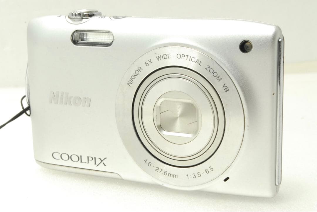 Nikon COOLPIX S3300❤️スマホ転送 動作確認済 シルバー ニコン