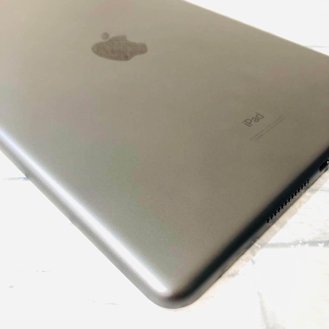 美品 iPad 第9世代 wifiモデル 64GB 付属品完備　管理番号：265
