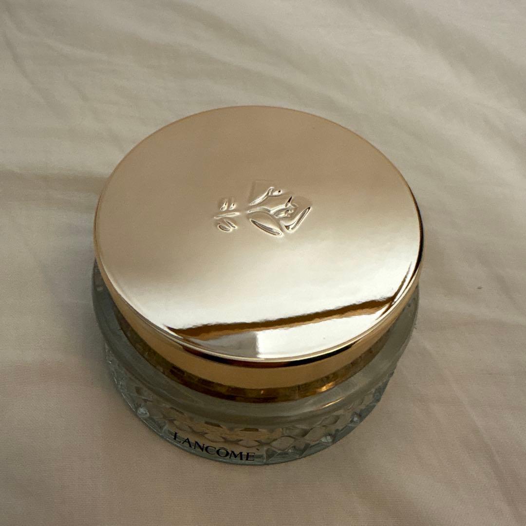 ランコム　アプソリュ エッセンス イン パウダー　LANCOME