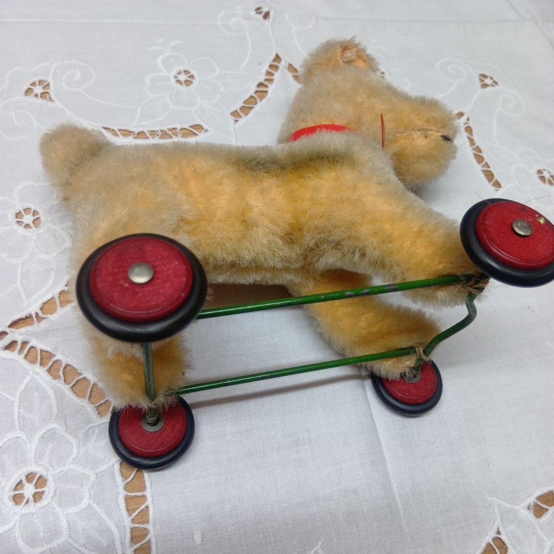♥ドイツからやって来たヴィンテージ　車輪付　テリア♥