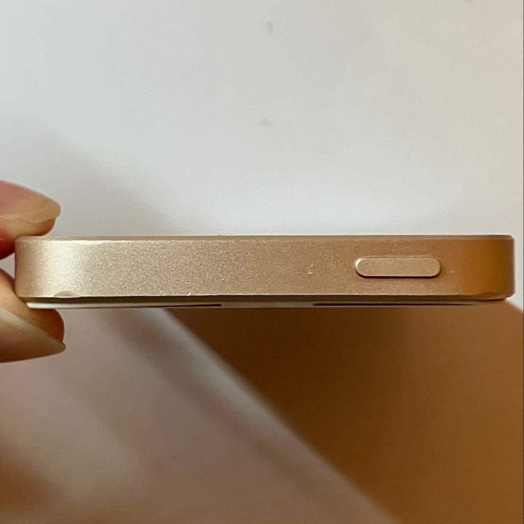 iPhone SE 第1世代 64GB SIMフリー本体バッテリー100%