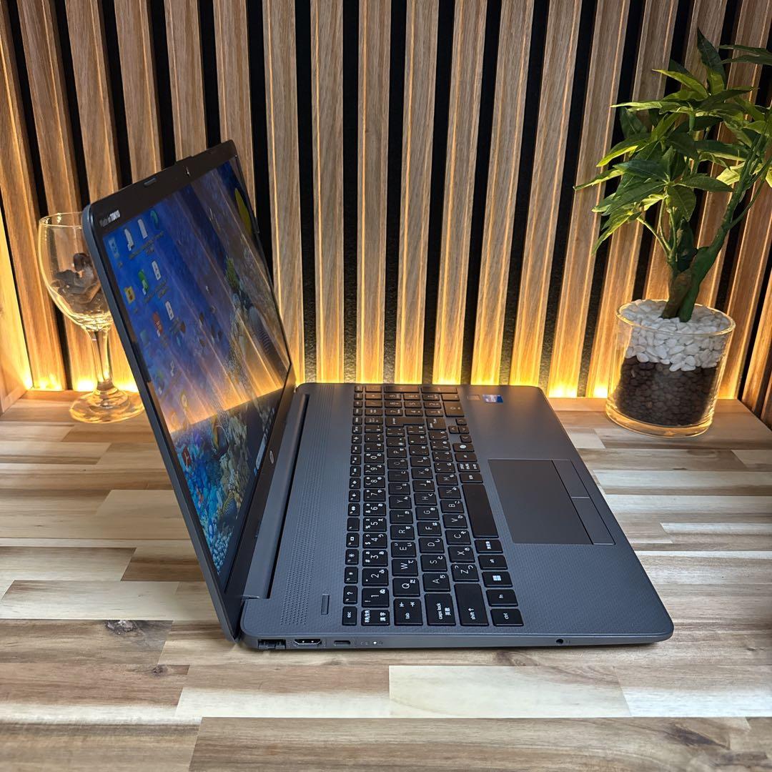 美品2023年モデル‼️HP☘第13世代☘フルHD☘ノートパソコン☘オフィス付き