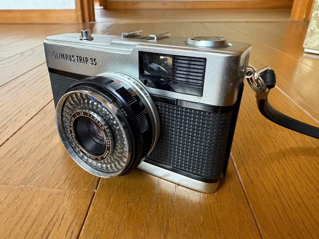 OLYMPUS TRIP 35 赤ベロ確認済み