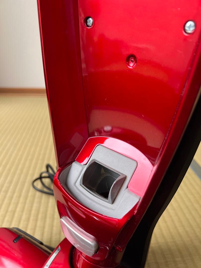 ドウシシャ DVS‑1401 ハンディ/スティック 充電式掃除機 2016年製