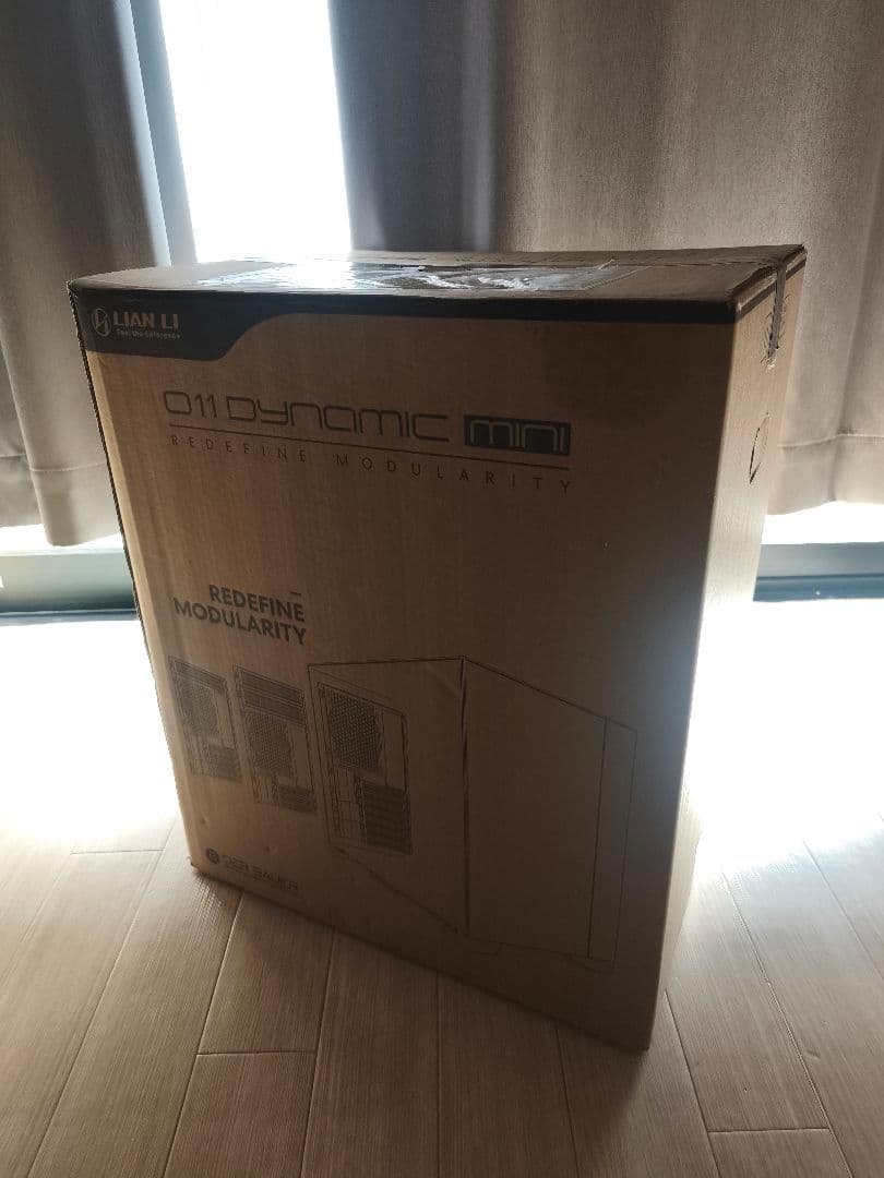 美品 LIAN LI O11 DYNAMIC MINI
