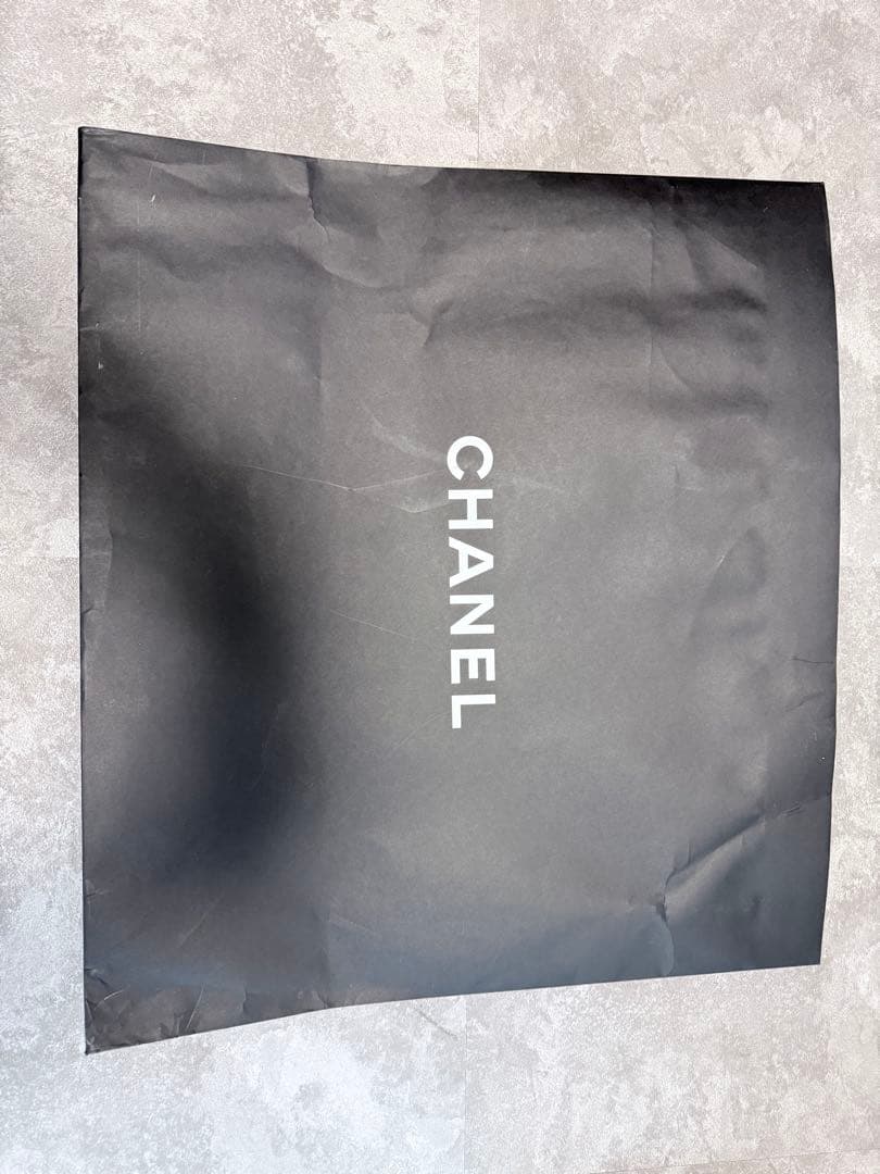 CHANEL ギフトボックスとショップ袋セット