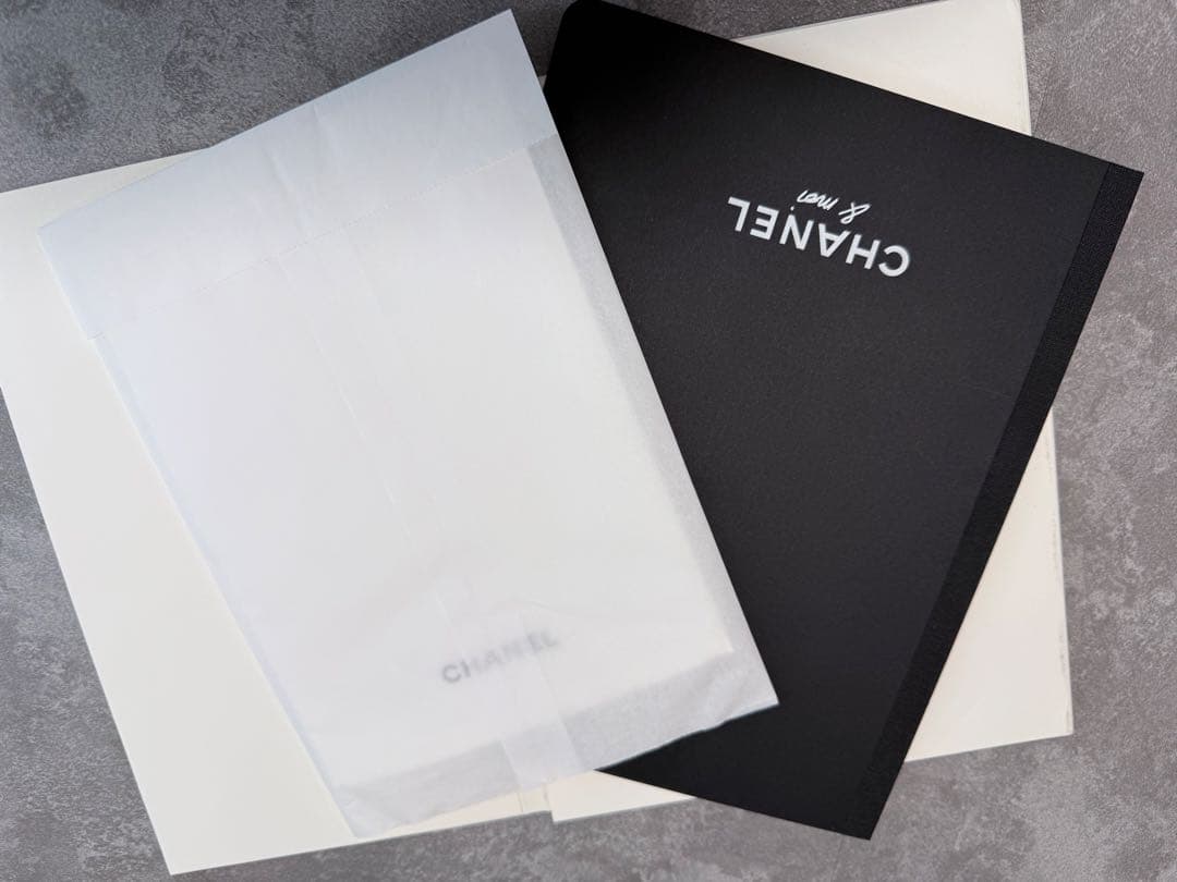 CHANEL ギフトボックスとショップ袋セット