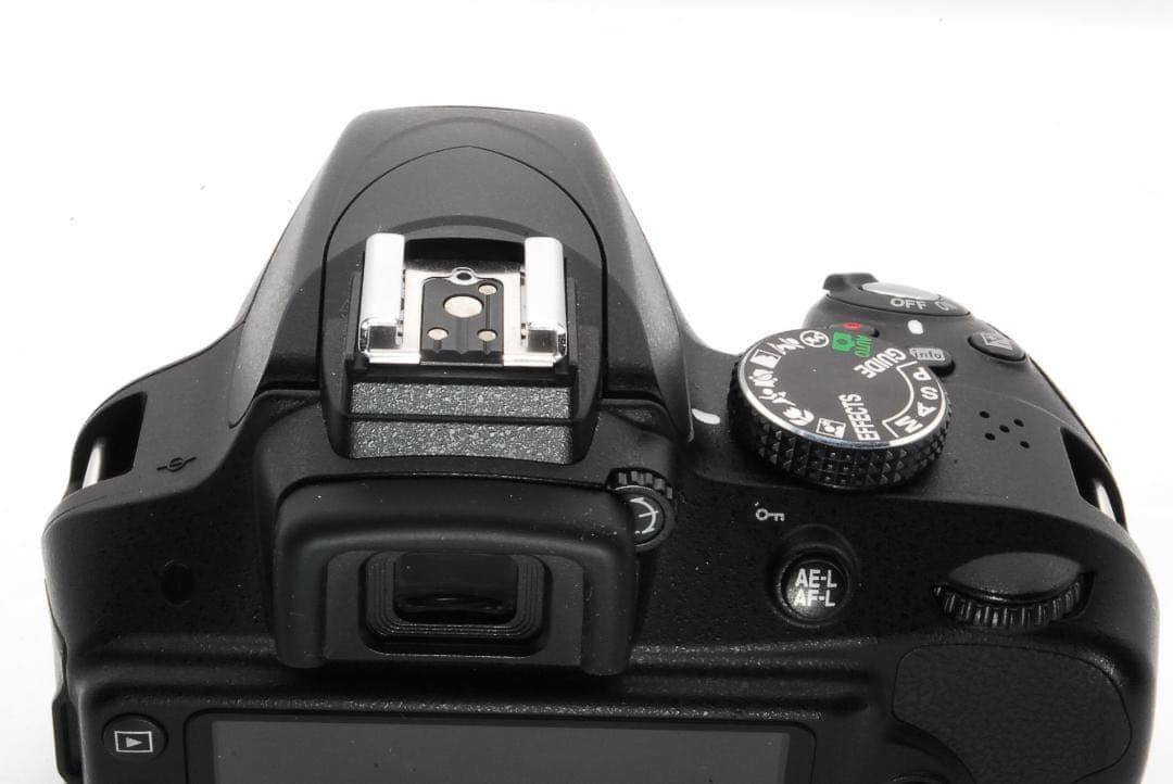 Nikon D3300 美品 ショット数 9086回 VRレンズセット