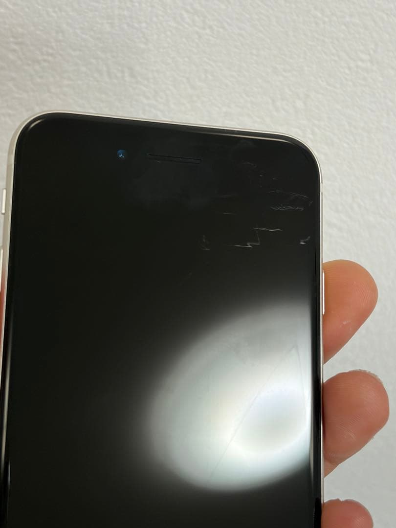 Apple iPhoneSE3ホワイト本体