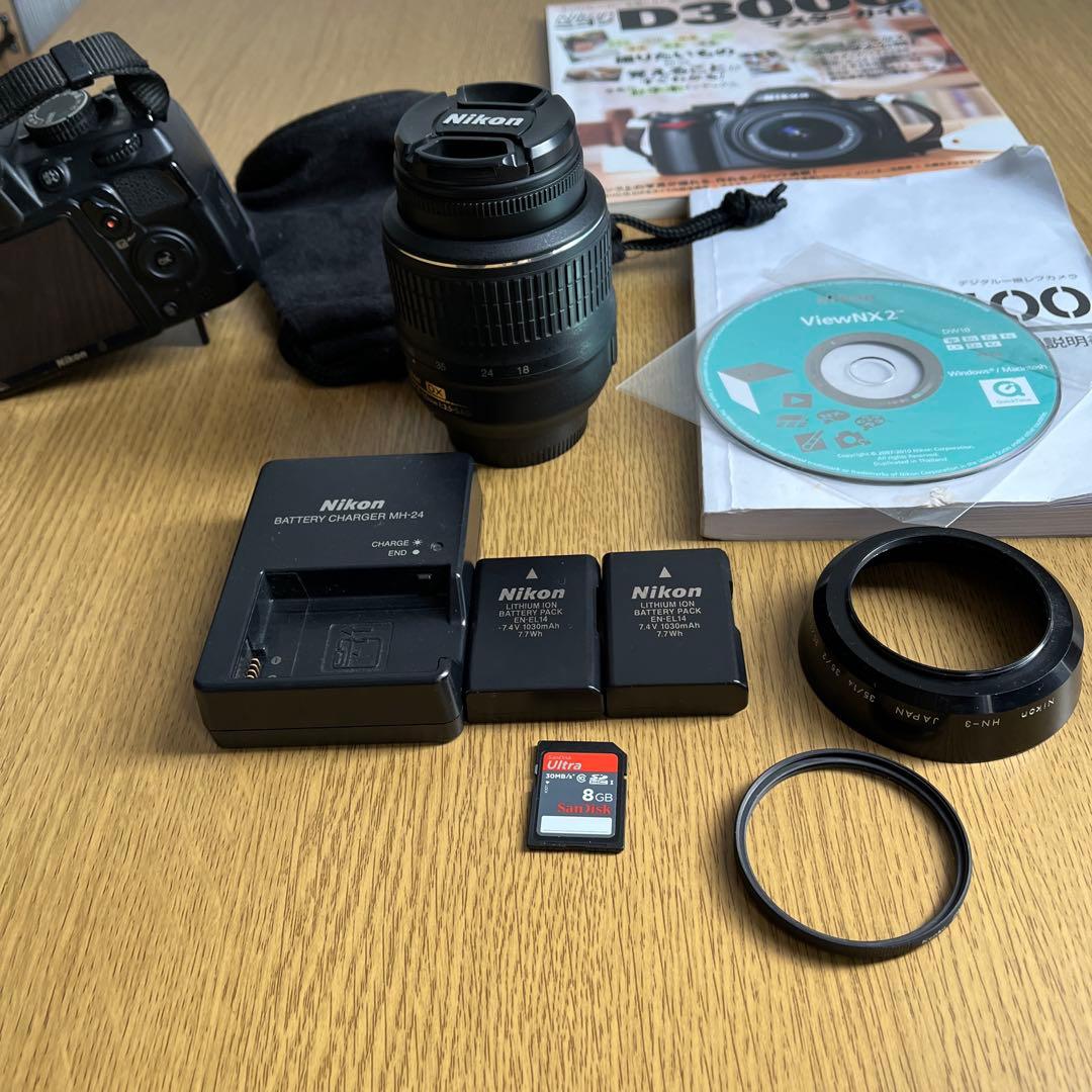 Nikon D3100 デジタル一眼　カメラ レンズ　バッテリー2個　初心者向き