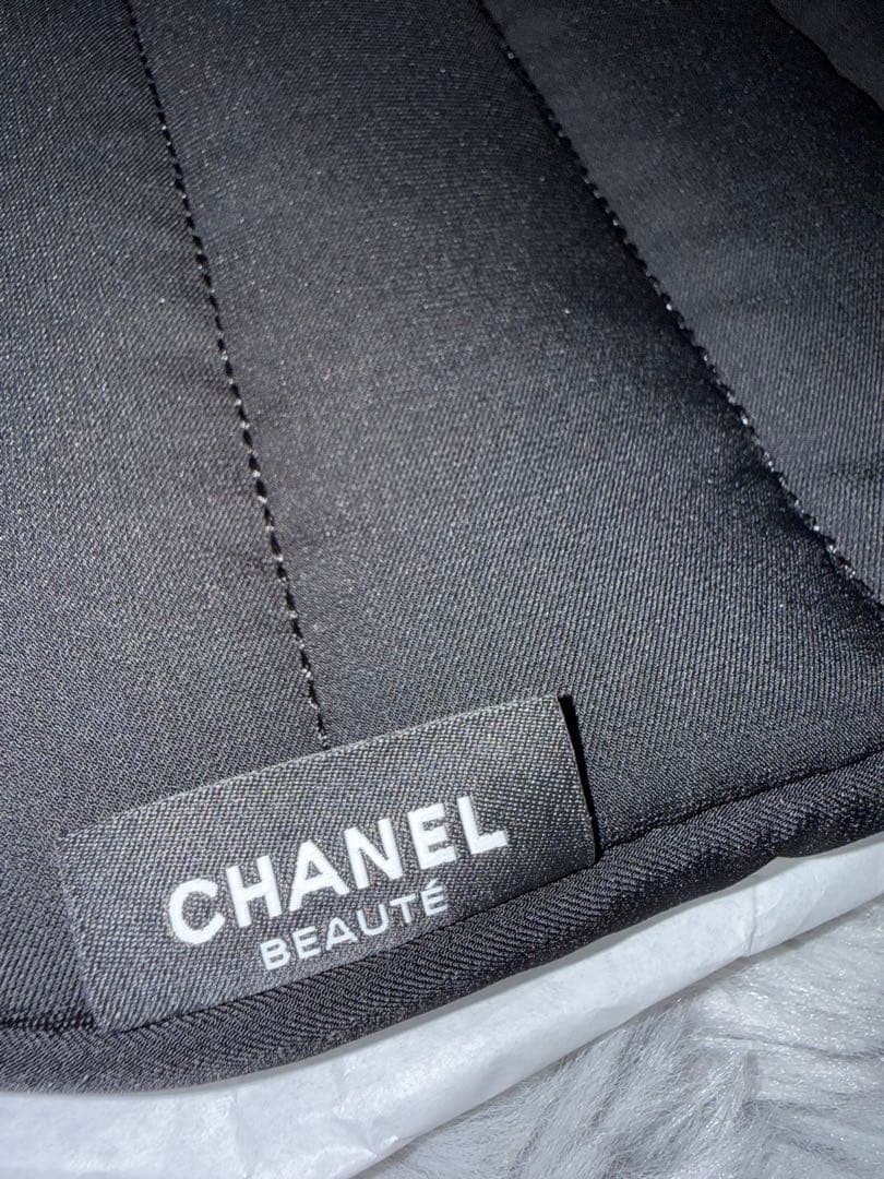 CHANEL ノベルティ　パソコン入れ　PCケース　パソコン収納　ブラック