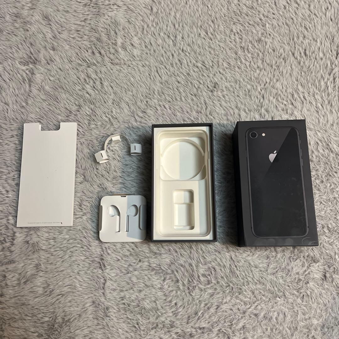 Apple iPhone8 64g 85% simフリー