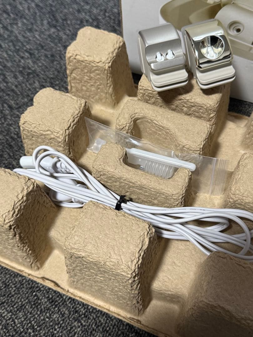 【ほぼ未使用】 Panasonic スチーマー ナノケア EH-SA0B-N