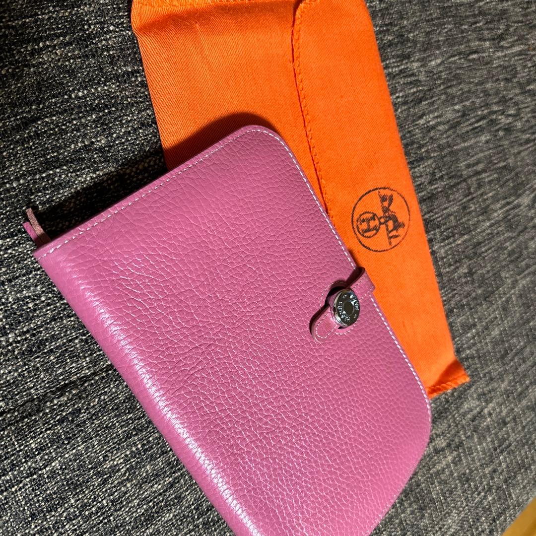 ピンク レザー 財布