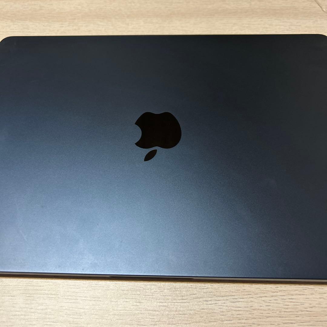 MacBook Air (M2, 2022) 8GB スペースグレー