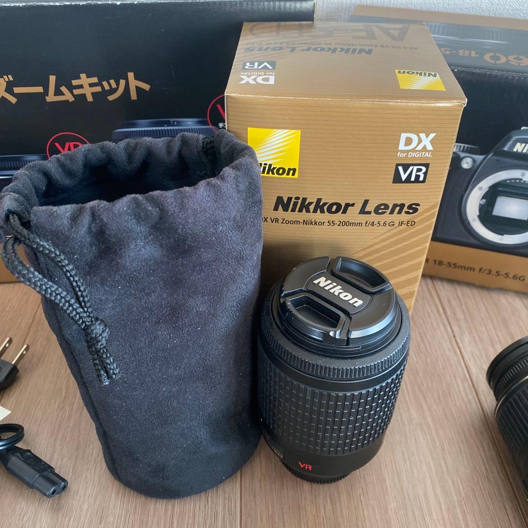 【美品】Nikon D60 ダブルズームキット / デジカメ 一眼レフ