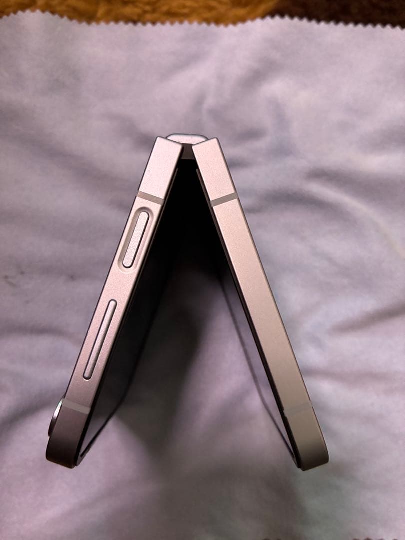 Galaxy Zflip6 国内版docomo SIMフリー