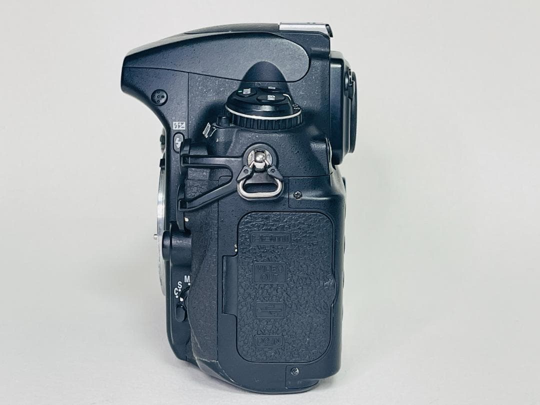 ニコン Nikon D700 ボディ FX デジタル一眼レフ 付属品あり